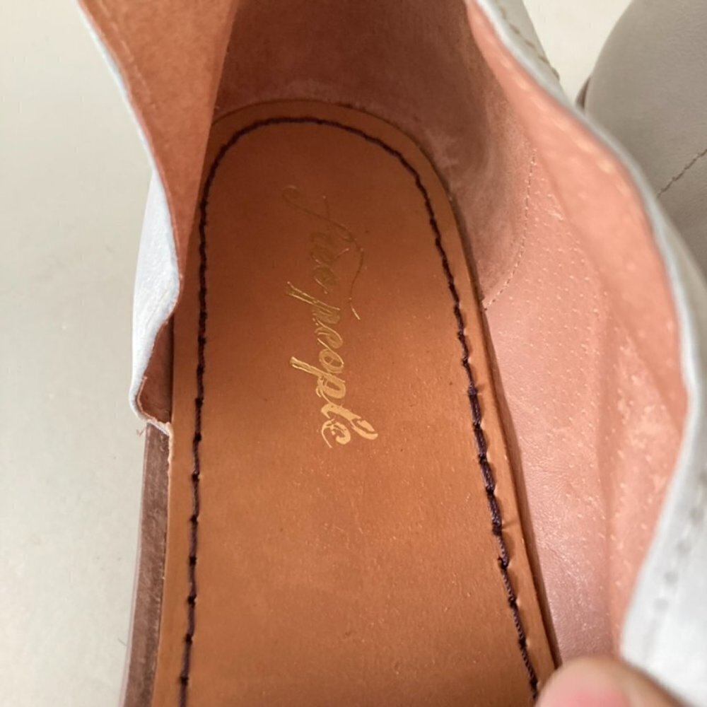 NWOT Free People Mont Blanc Creme Cutout Leather Sandals Sz 41 - Picture 5 of 8